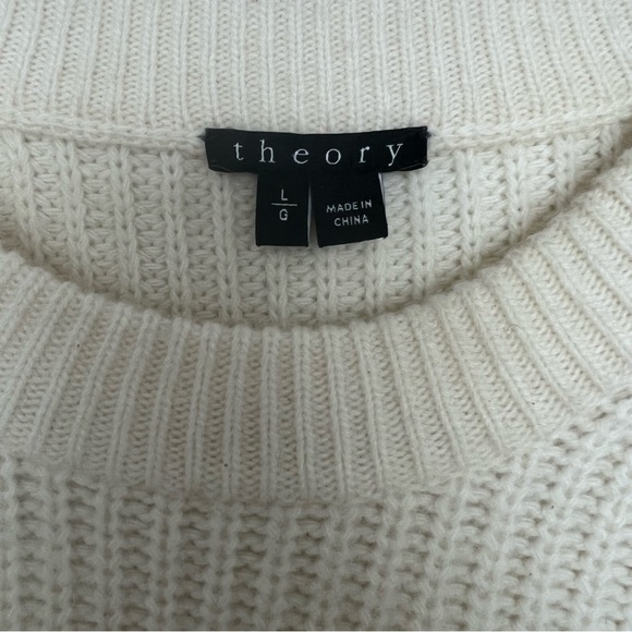 Theory Wool/Cashmere Cream Chunky Sweater - Picture 3 of 6